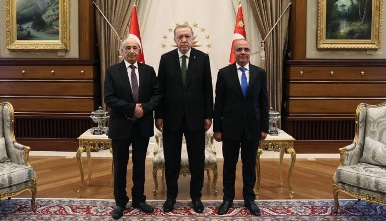 الرئيس التركي ورئيسا برلماني تركيا وليبيا