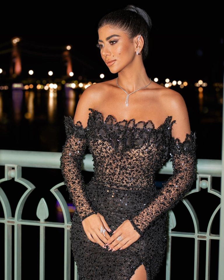 صور كارولين عزمي كارولين عزمي