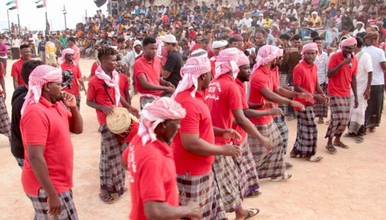 فعاليات المهرجان دمجت الثقافي والتراثي