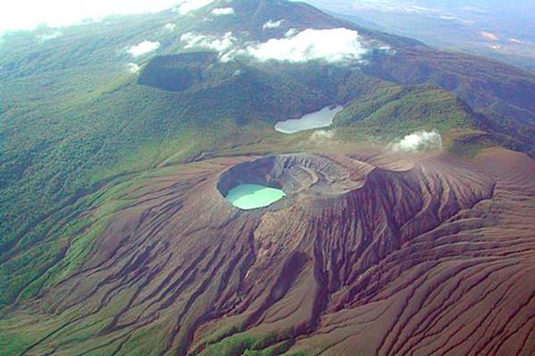 منتزه " Rincon de la Vieja Volcano" أحد أماكن السياحة في ليبيريا السياحة في ليبيريا.. 6 مفاجآت في المدينة البيضاء