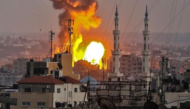 آثار قصف إسرائيلي على قطاع غزة - أرشيفية
