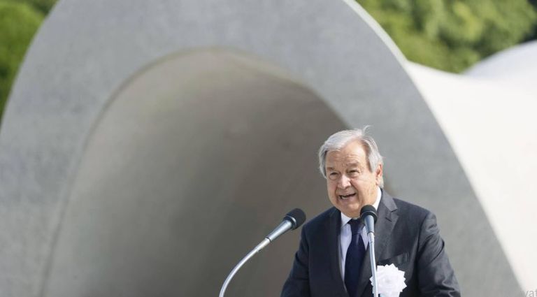 لحظة إلقاء أول قنبلة ذرية بالعالم على هيروشيما