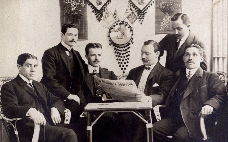 خوان جامبر وسط لاعبي برشلونة