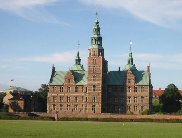  قلعة كاستيلو دي روزنبورج أحد أماكن السياحة في كوبنهاغن