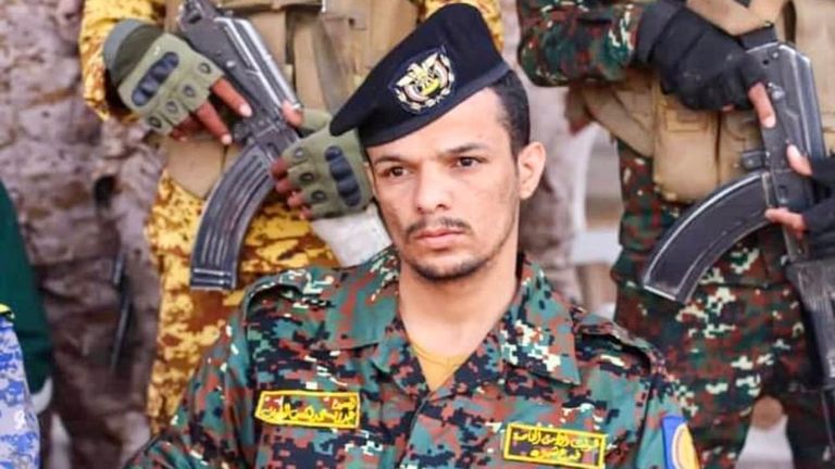 الإخواني لعكب الذي تم إقالته من قيادة القوات الخاصة في شبوة محافظ شبوة عوض الوزير العولقي