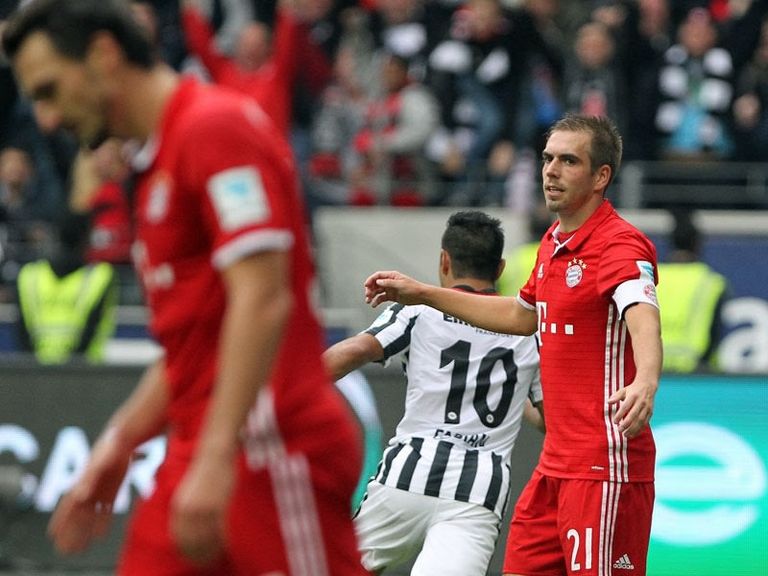 بايرن ميونخ وفرانكفورت في موسم 2016-2017