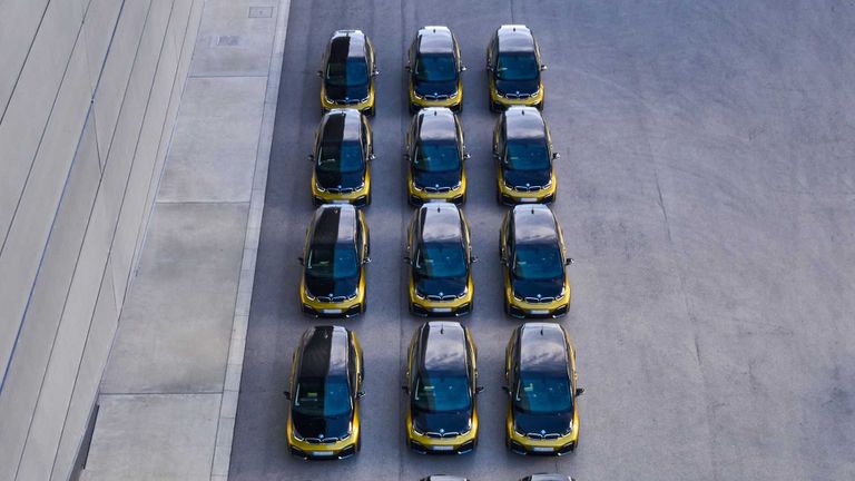 سيارات i3  النسخ الخاصة من طراز i3