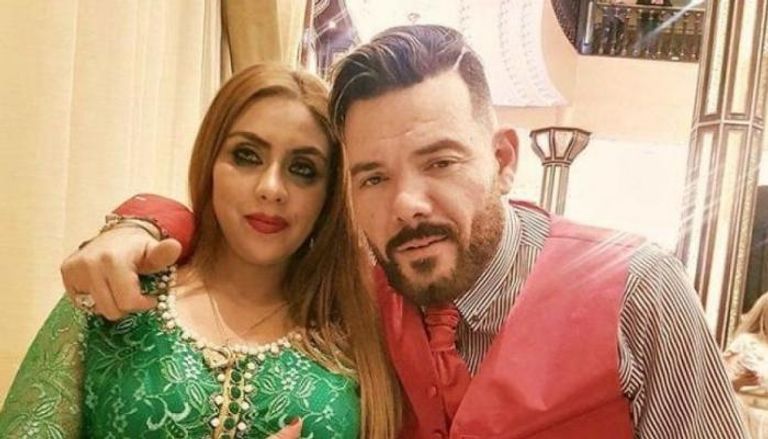 المغني المغربي عادل الميلودي وزوجته