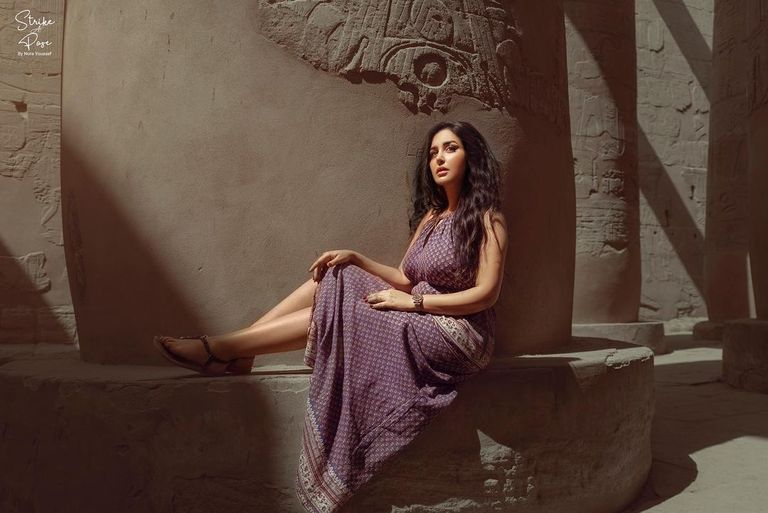 جيهان خليل جيهان خليل