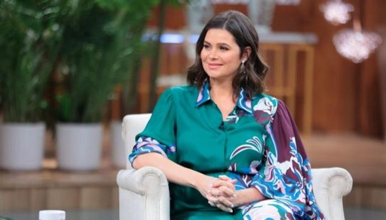 الفنانة المصرية يسرا اللوزي