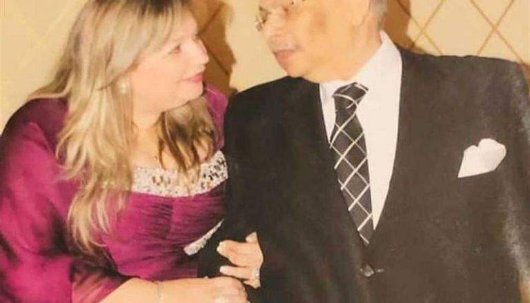 أسامة أنور عكاشة وزوجته عبير منير