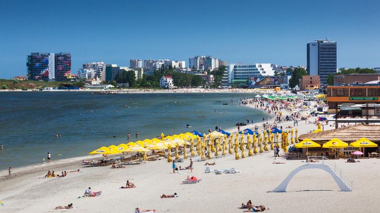 مامايا أحد أماكن السياحة في بوخارست السياحة في رومانيا.. 6 مفاجآت أبرزها قلعة دراكولا