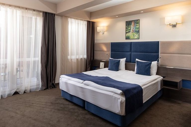 أفضل 10 فنادق في رومانيا السياحة في رومانيا.. 6 مفاجآت أبرزها قلعة دراكولا