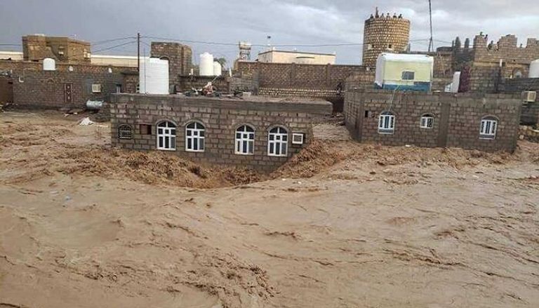 السيول ألحقت أضرارا بمباني صنعاء التاريخية
