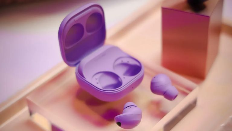 سماعات Galaxy Buds 2 Pro هاتف سامسونج الجديد Galaxy Z Fold 4