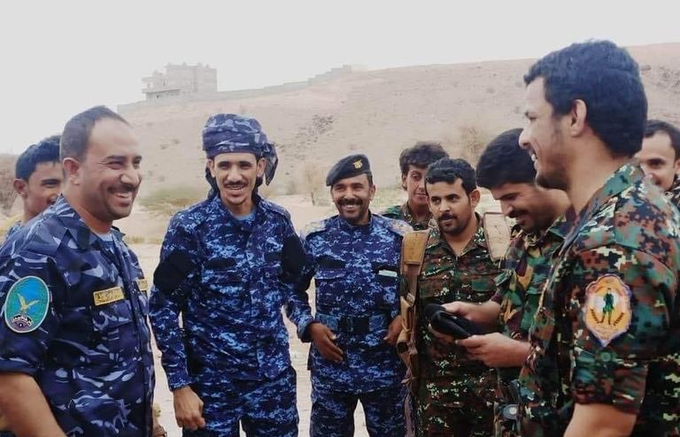 أبرز قيادات التمرد الإخوانية مقر قيادة القوات الخاصة بقبضة العمالقة بعد أن كان تحت سيطرة الإخوان