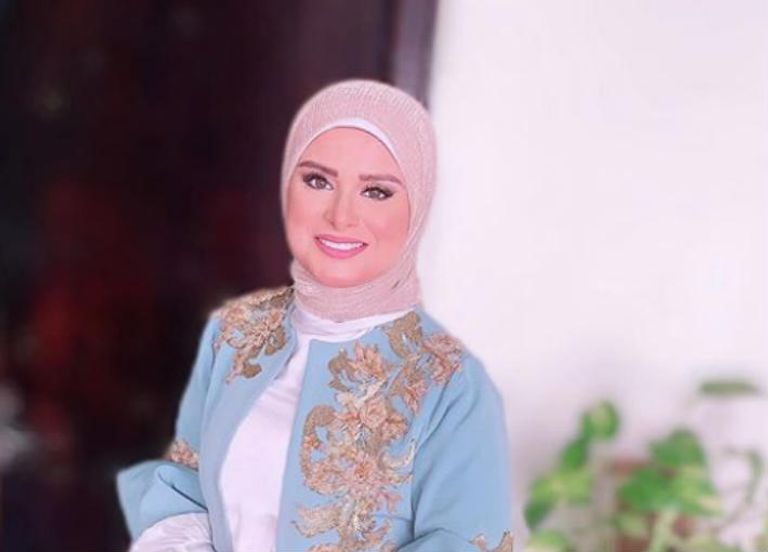 الإعلامية لمياء فهمي عبدالحميد