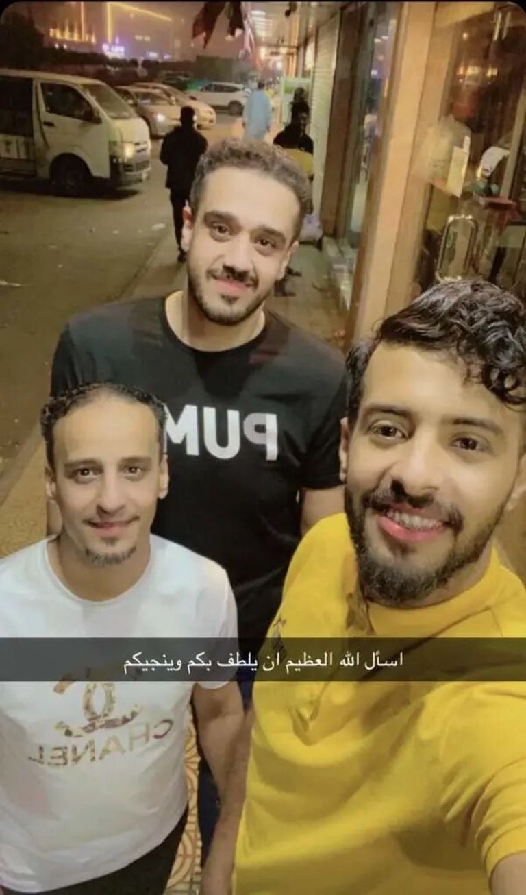 ضحايا حادث انقلاب سيارة من مرتفعات الهدا في السعودية ضحايا حادث مرتفعات الهدا في السعودية