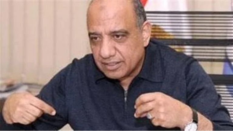 محمود مصطفى كمال عصمت، وزير قطاع الأعمال العام الجديد مجلس النواب المصري - أرشيف