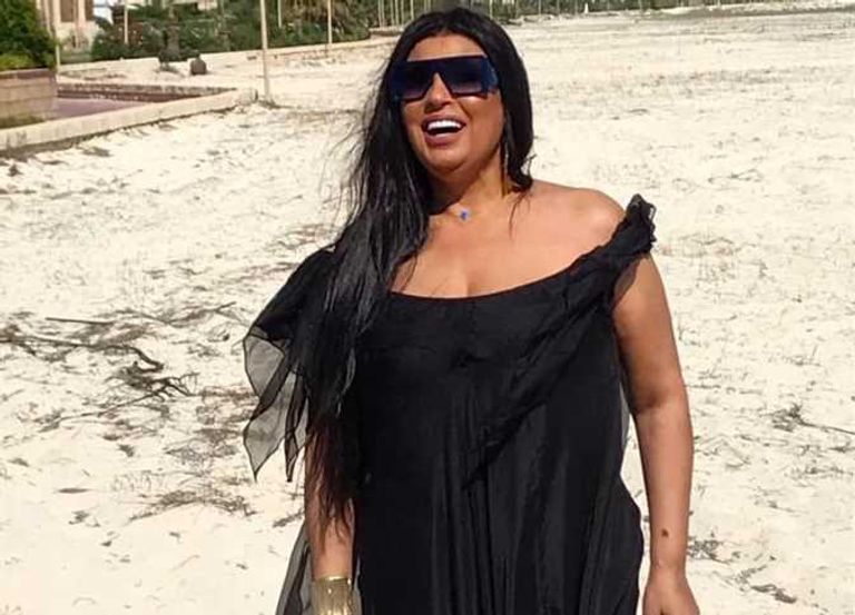 الفنانة فيفي عبده