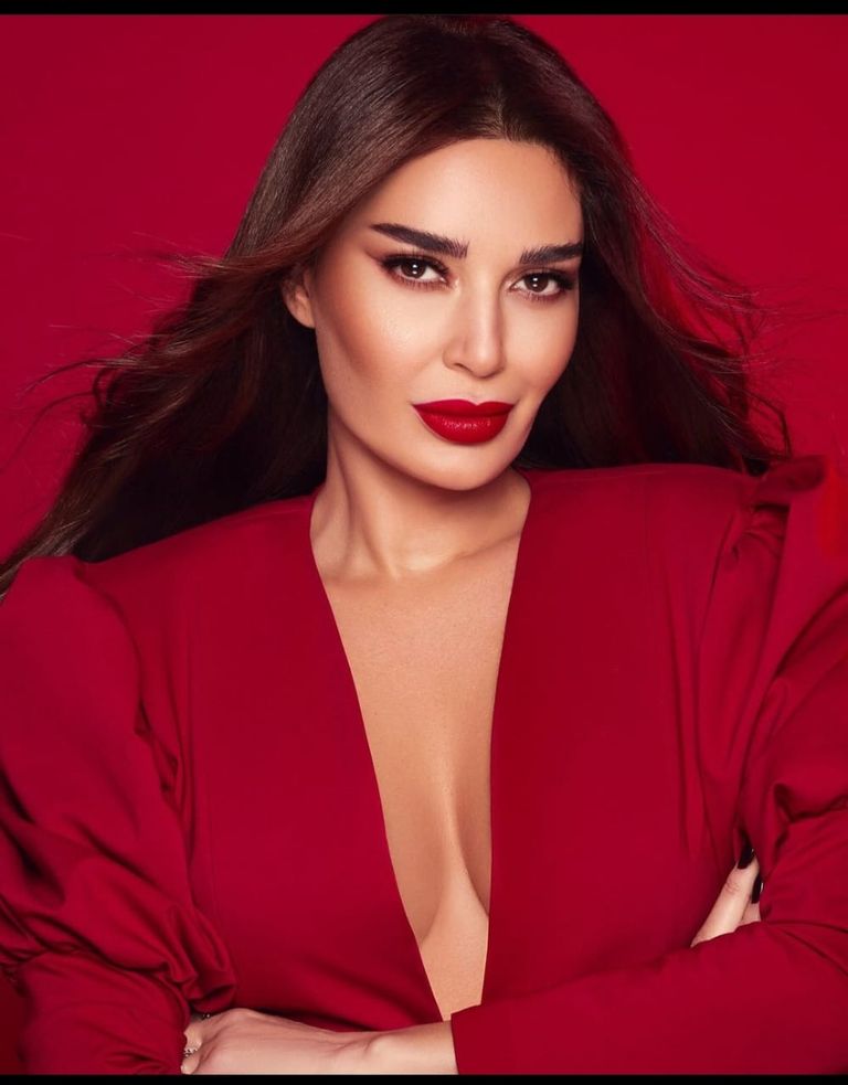 الفنانة سيرين عبدالنور 