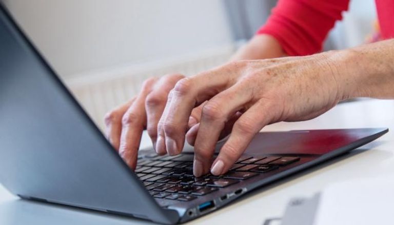 أدوات مجانية عبر الإنترنت لتحسين القدرة على الكتابة على لوحة المفاتيح باللمس