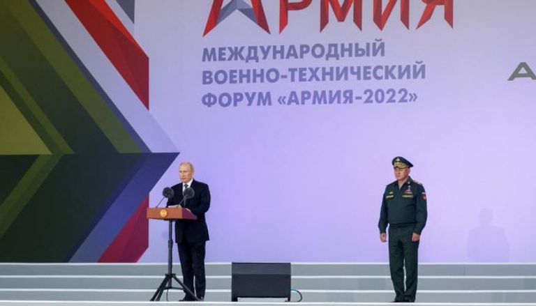 الرئيس الروسي فلاديمير بوتين خلال افتتاح فعاليات المنتدى العسكري