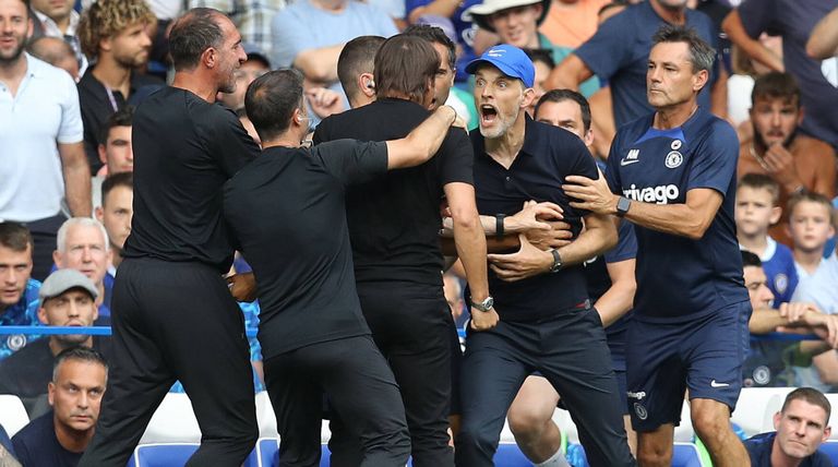 توخيل وكونتي