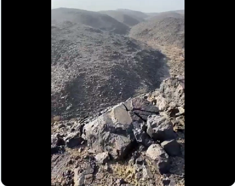 الجبل الذي تاه فيه المقيم السوداني بالسعودية السوداني الناجي من الموت مع أعضاء فريق