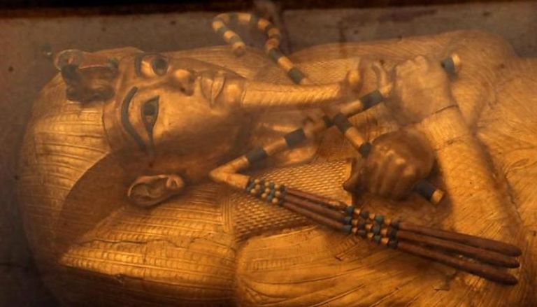 الملك الفرعوني توت عنخ آمون