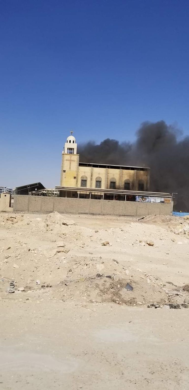 الحريق لم يسفر عن وقوع إصابات بشرية