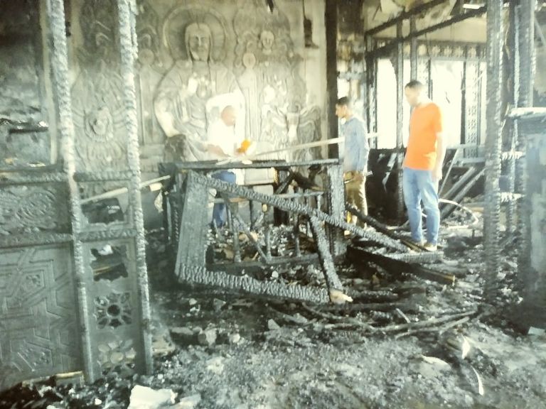 صورة لاشتعال كنيسة المنيا