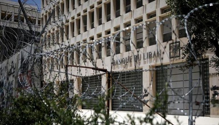 اقتصاد لبنان يصاب بالشلل جراء الإضرابات