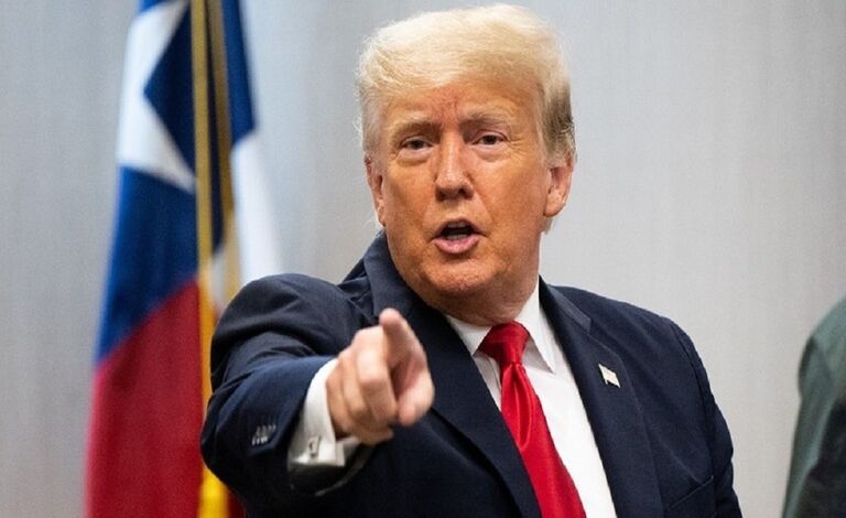 درع الأمريكيين السري محاصر بـ