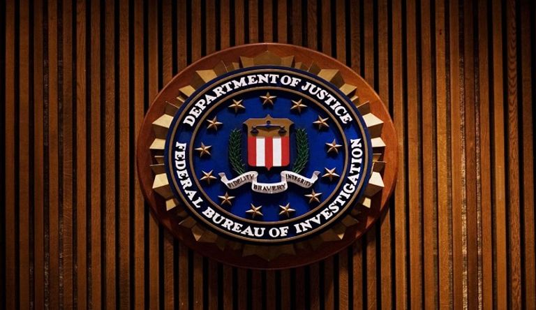 درع الأمريكيين السري محاصر بـ