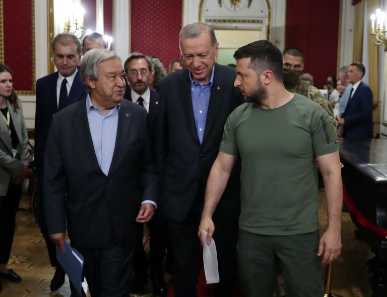 الرئيس الأوكراني فولوديمير زيلينسكي