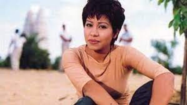 النجمة شيرين عبدالوهاب