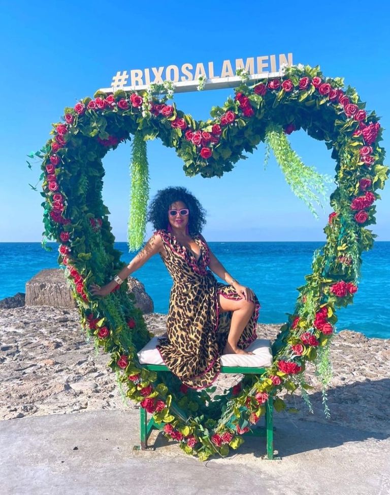 النجمة رانيا يوسف