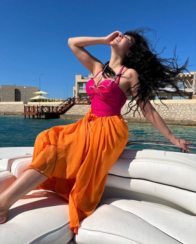 الفنانة ميرهان حسن