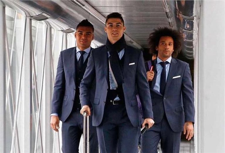 ريال مدريد الإسباني كريستيانو رونالدو مع كاسيميرو