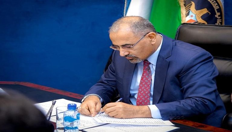 جانب من اجتماع المجلس الانتقالي