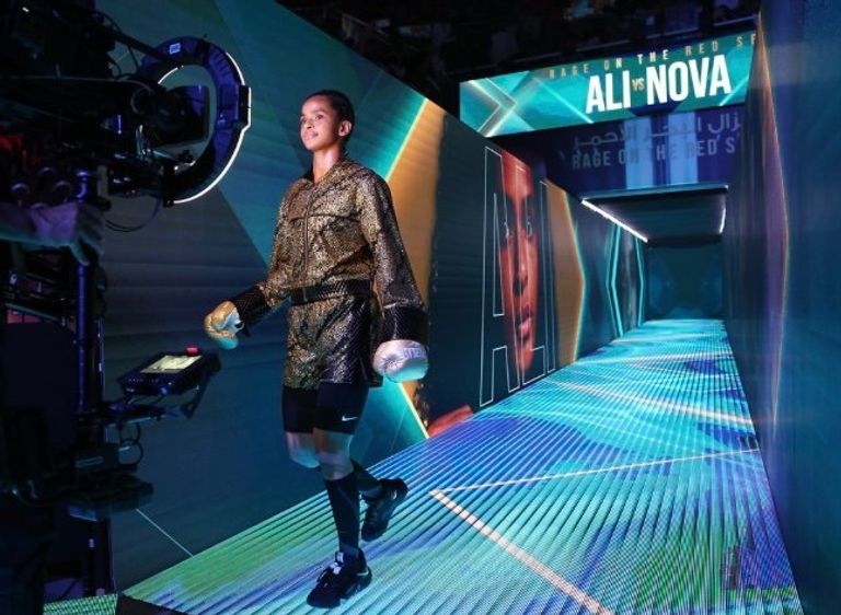 رملة علي تألقت على هامش نزال البحر الأحمر رملة علي تألقت على هامش نزال البحر الأحمر