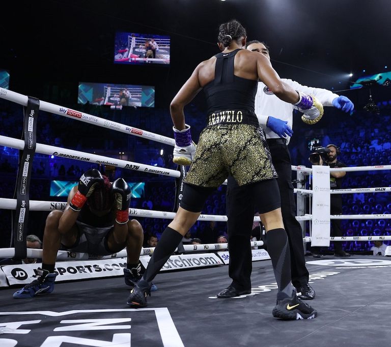 رملة علي تألقت على هامش نزال البحر الأحمر رملة علي تألقت على هامش نزال البحر الأحمر