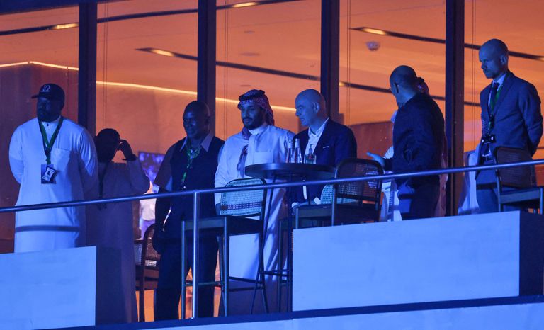 أولكسندر أوسيك وأنتوني جوشوا