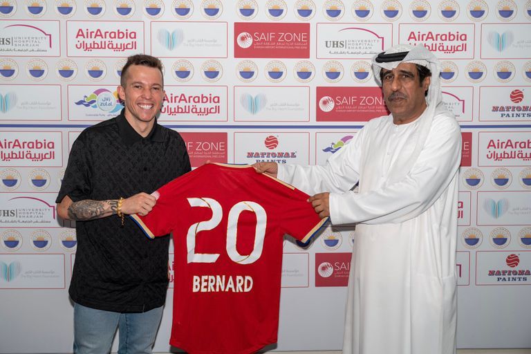 برنارد لاعب الشارقة الإماراتي السابق