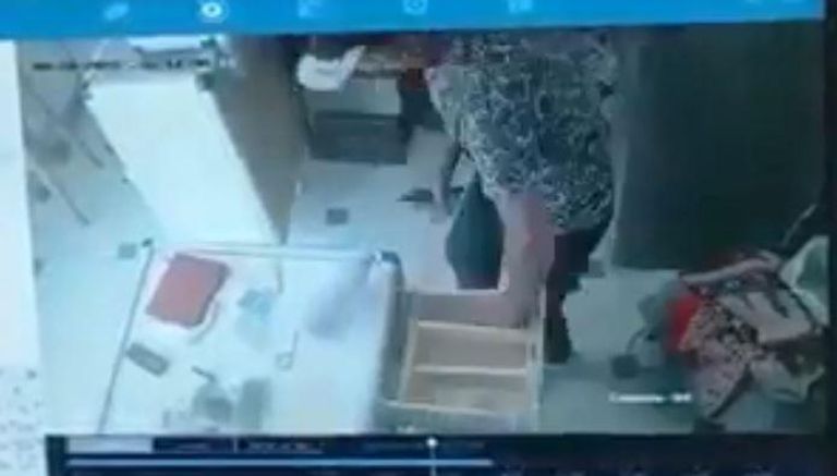 كاميرا مراقبة ترصد الاعتداء على صيدلانية الإسماعيلية