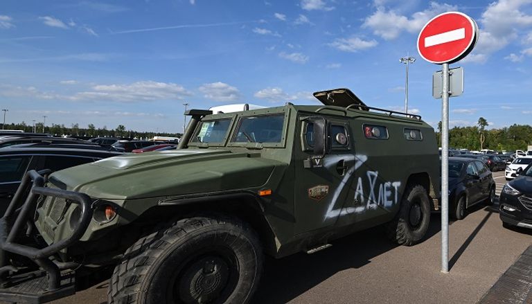 الرئيس الروسي فلاديمير بوتين ووزير دفاعه