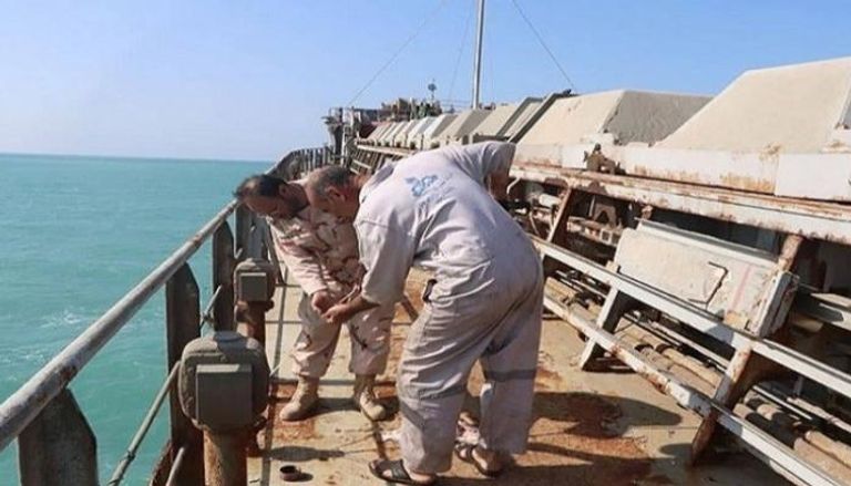 إحدى السفن التي تتهم إيران طاقمها بتهريب الوقود- أرشيفية