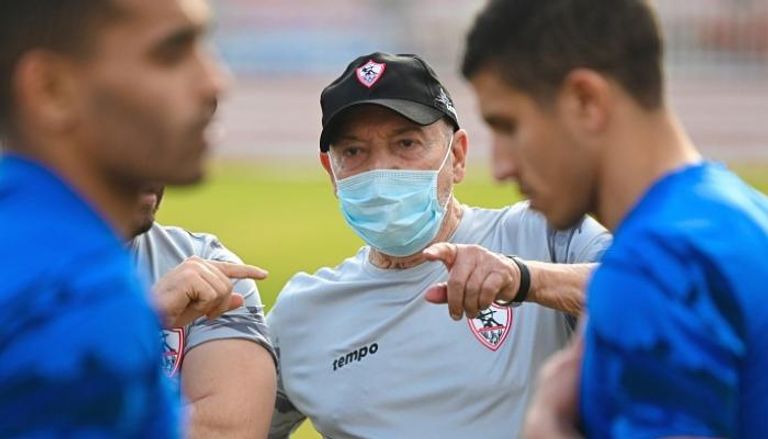 جوسفالدو فيريرا مدرب الزمالك جوسفالدو فيريرا مدرب الزمالك