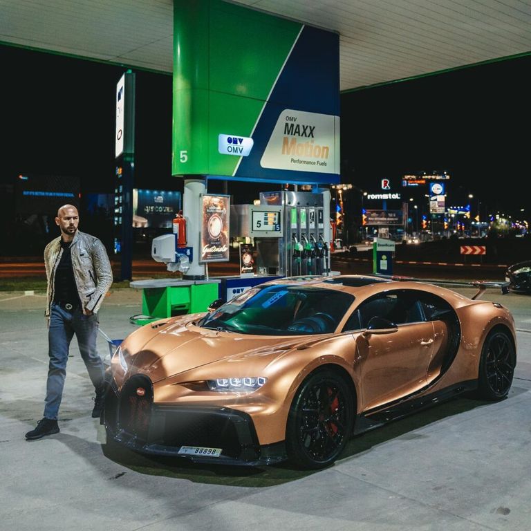 لاعب الكيك بوكس السابق أندرو تيت